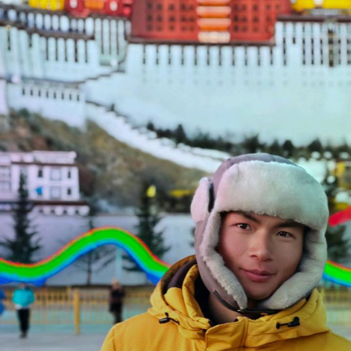 小吉同学（西藏旅游）