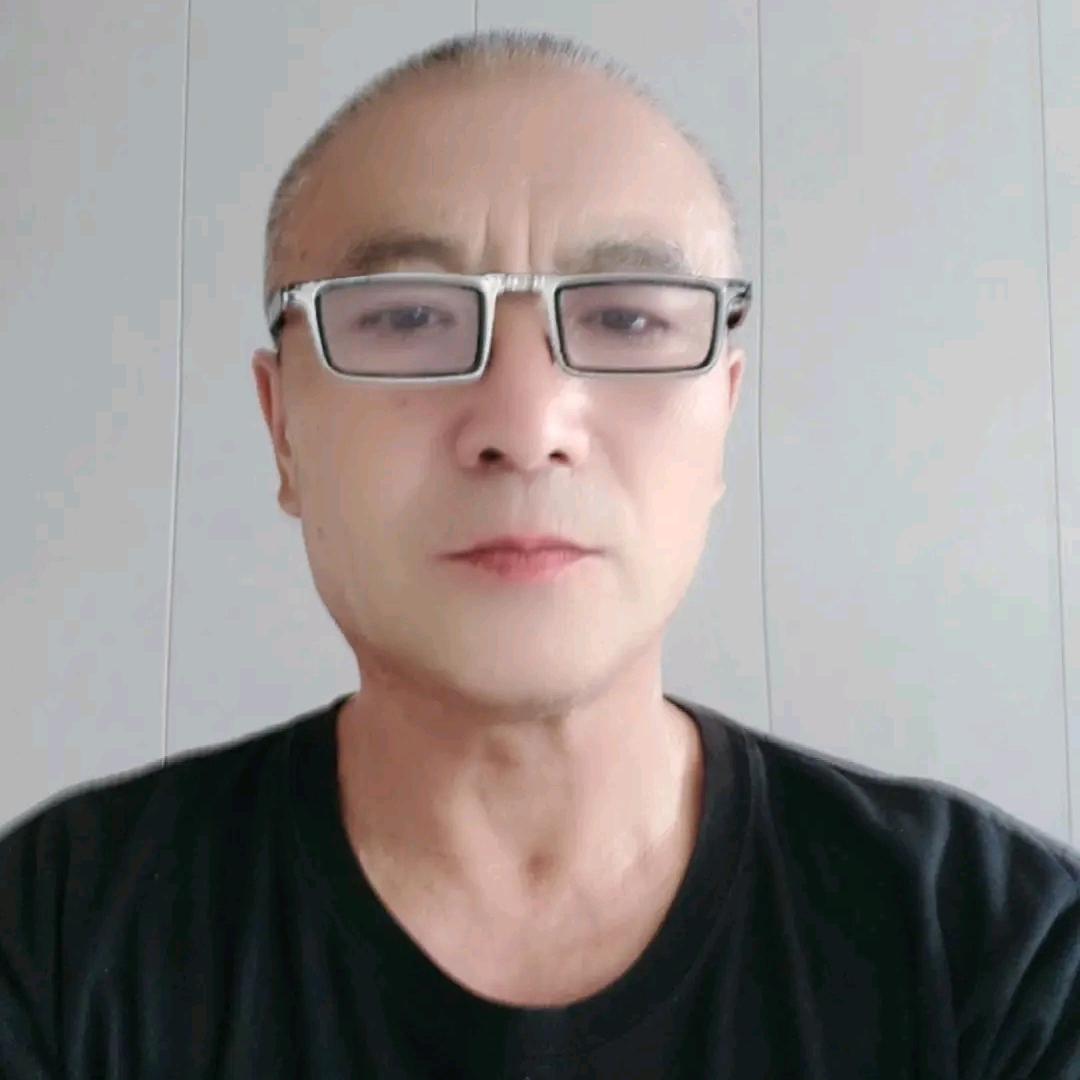 老梁