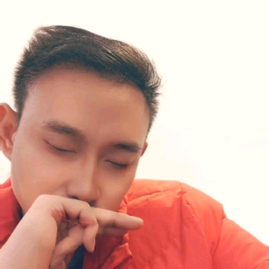 新欢一笑  旧爱忘掉