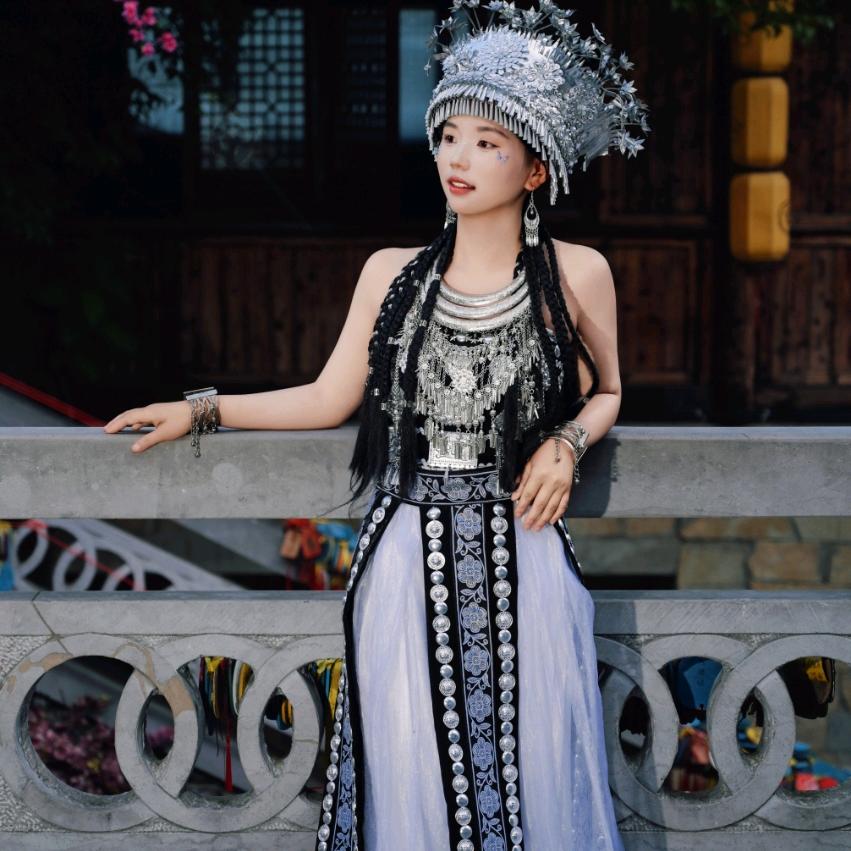 ꧔ꦿ💕: ℯ⃝赵ꦿ寶℘⁵银²⁰💕