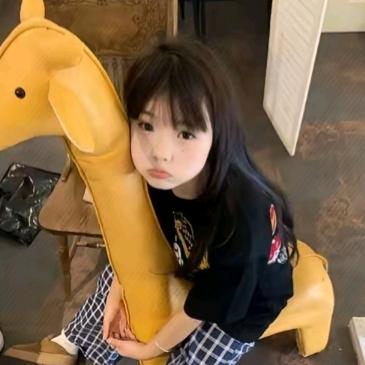 杨三岁.