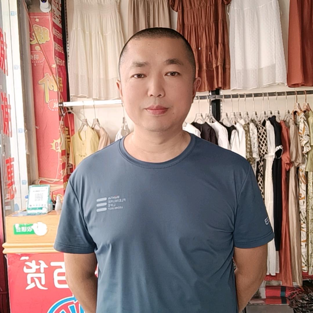 仪陇县日兴镇万佳服装经营部