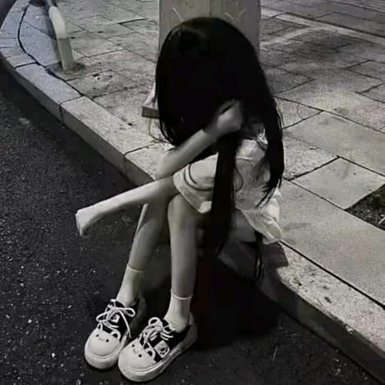 ^祁恋-.