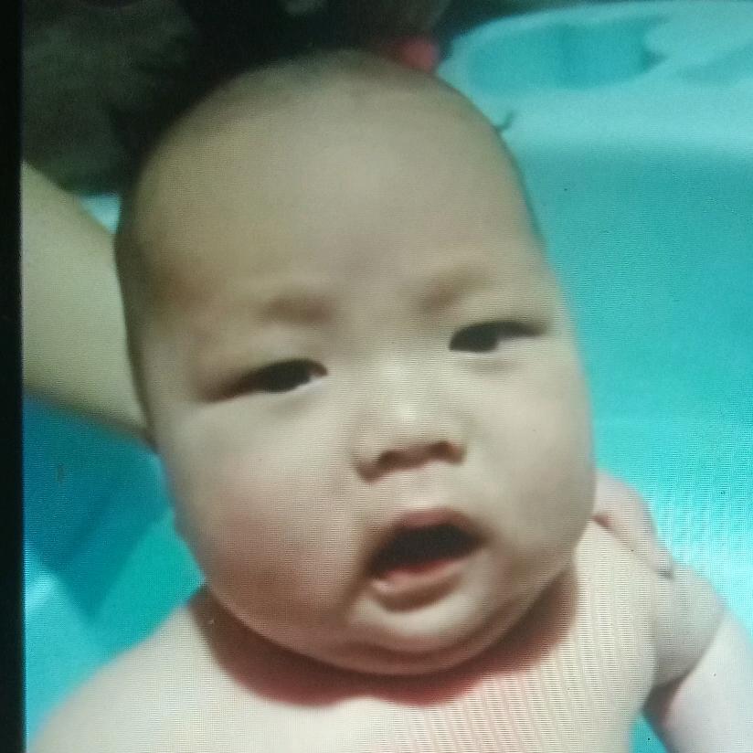 祝我家芸静逐壮成长