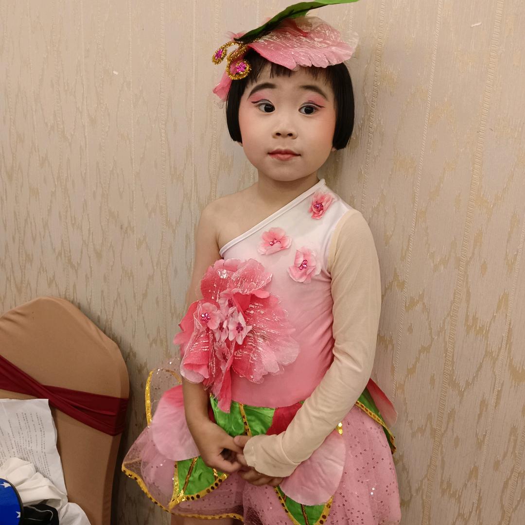 李维双