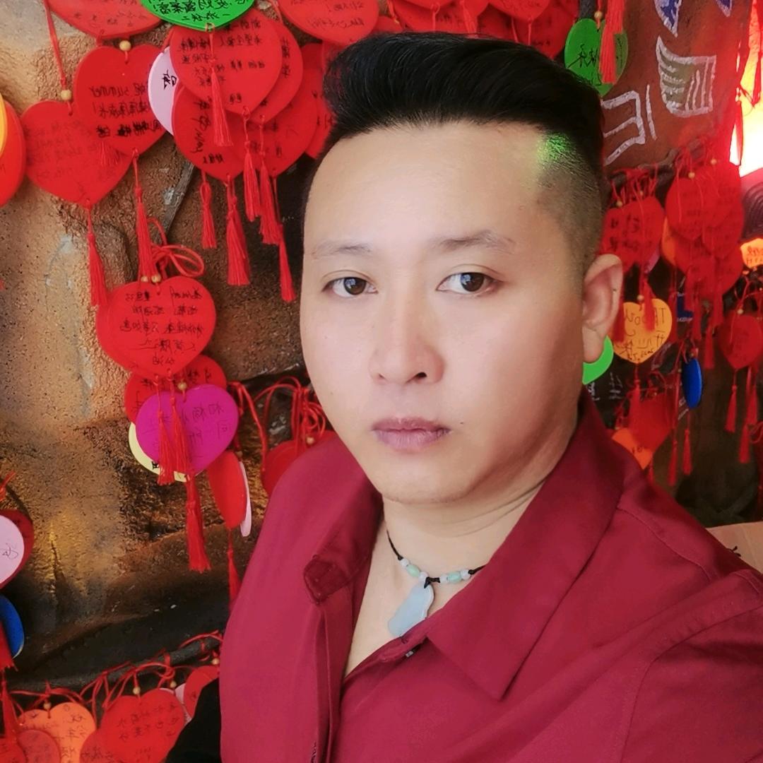 新县城老盐边渔门特色串串烧烤