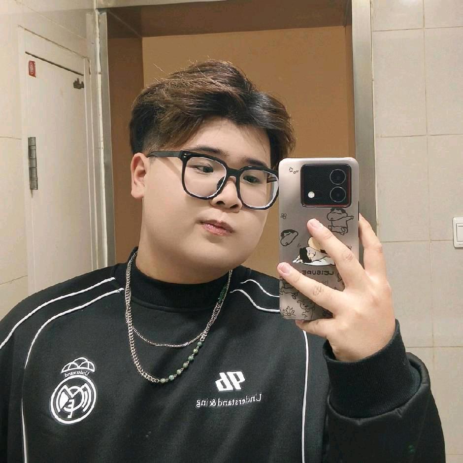 🐻查查布茶🥑