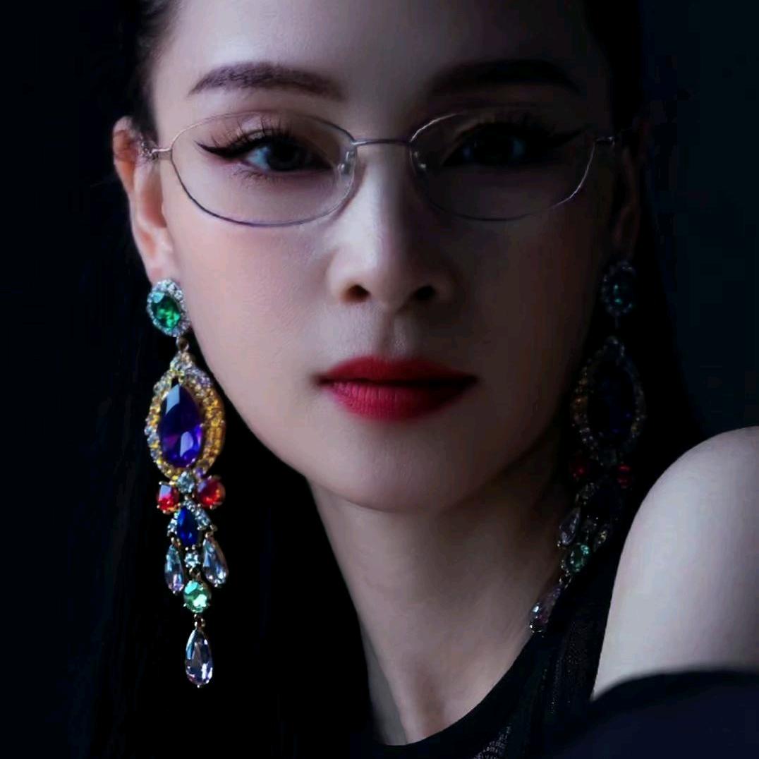 余生只爱自己。