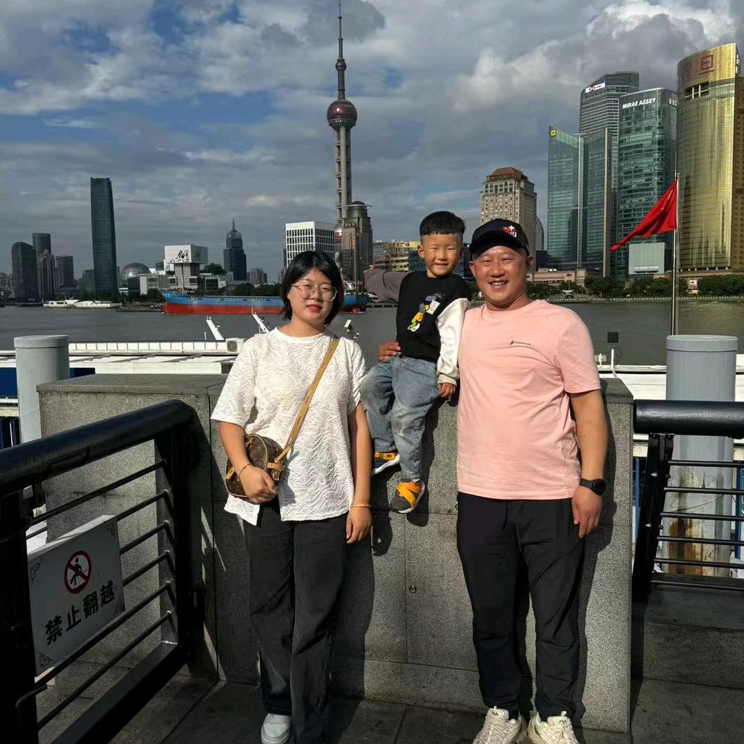 爱奋斗的小超哥