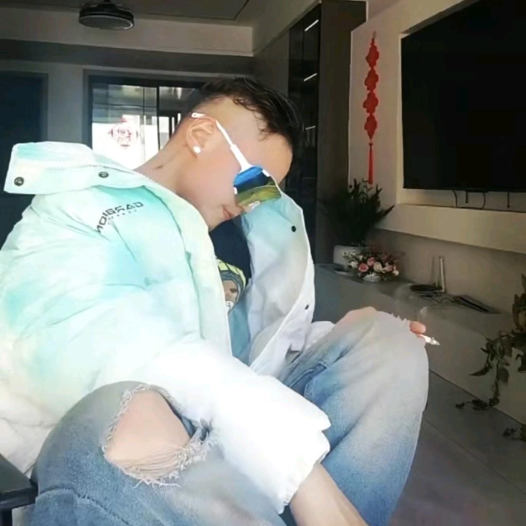 @沈许、
