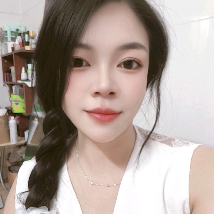 Nuyoah（字母反过来是好运）