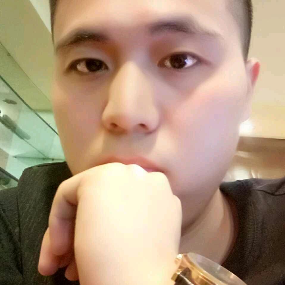 ゜有个傻瓜永远陪着你。