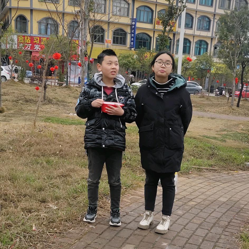 卢至涵妈妈