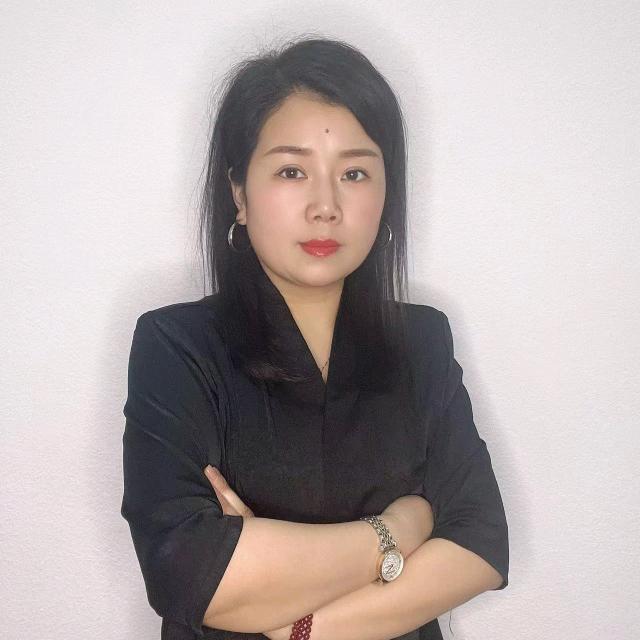 在黄庙集做眉毛的丽丽