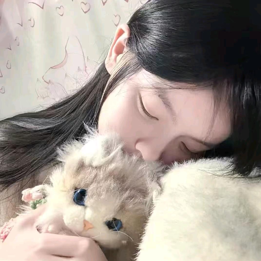 小情余