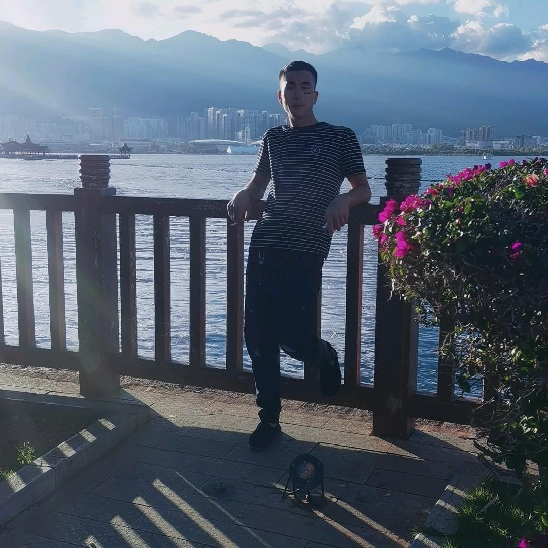 阿诗语床垫软包