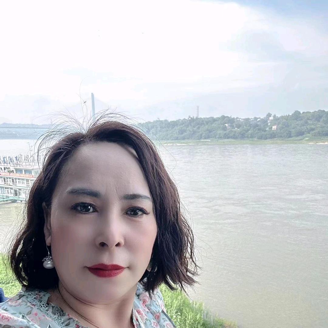 广元团房网金英子