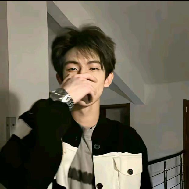 杨y