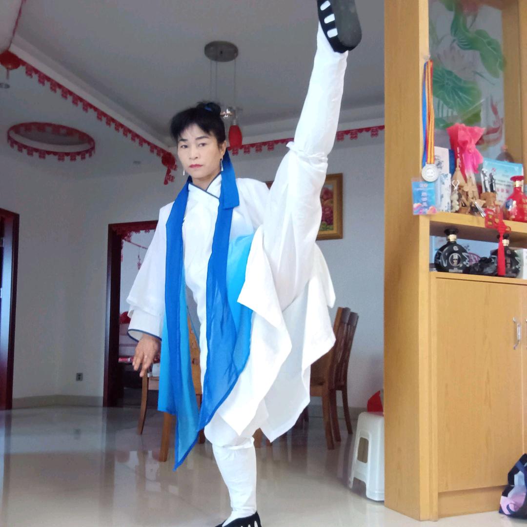 🏃孤独一人走天涯👣👠