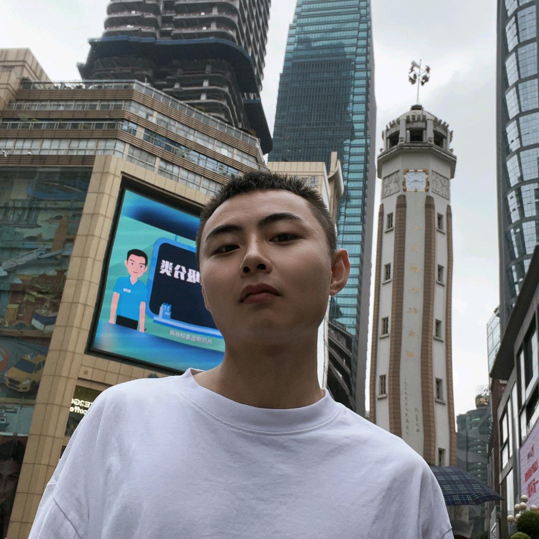 小何 看好房