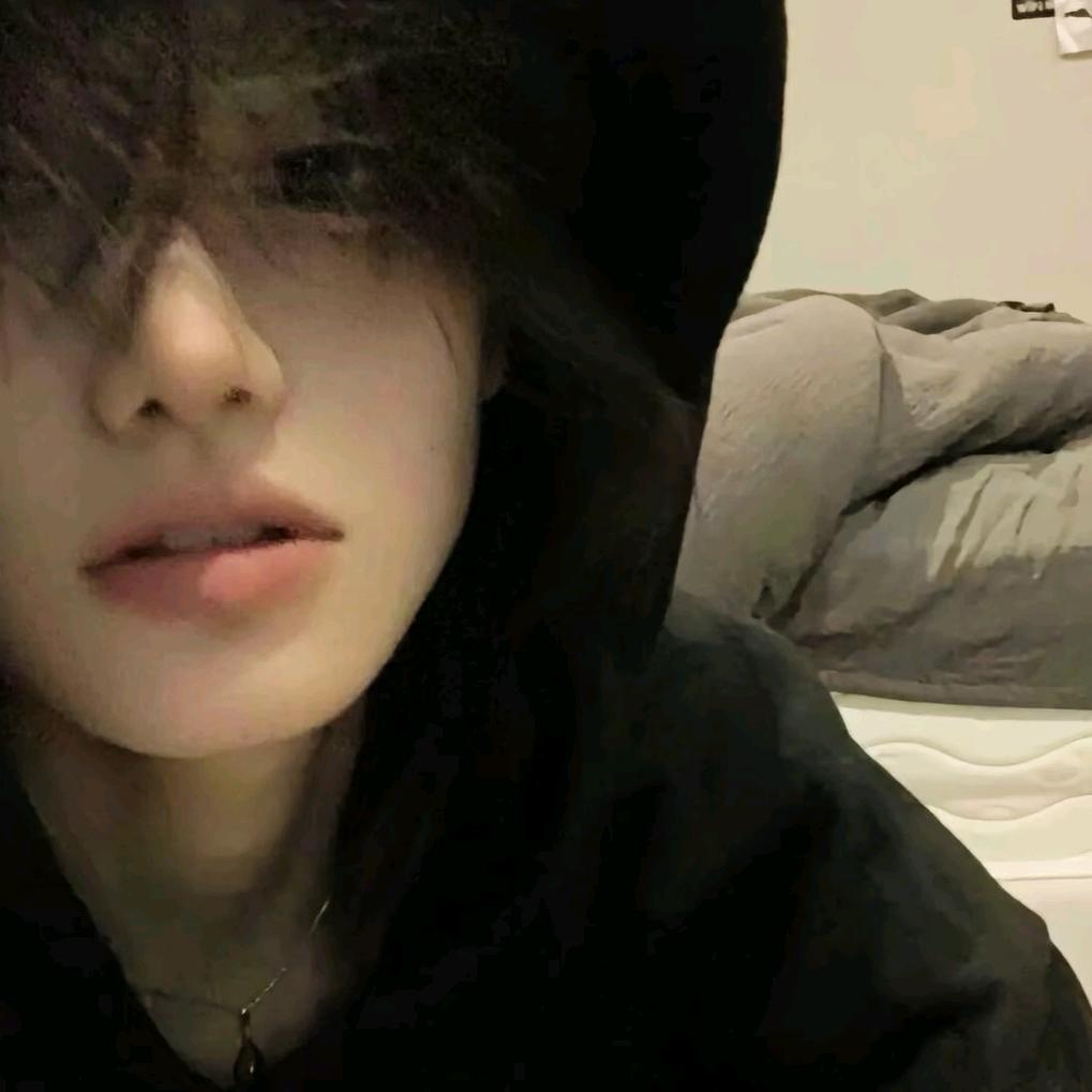 游戏主播～小小莓