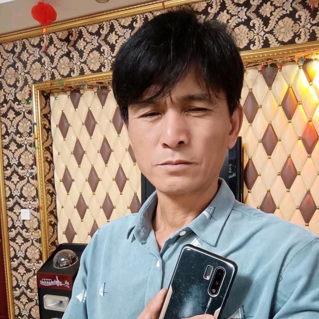 乐器爱好者吴歌