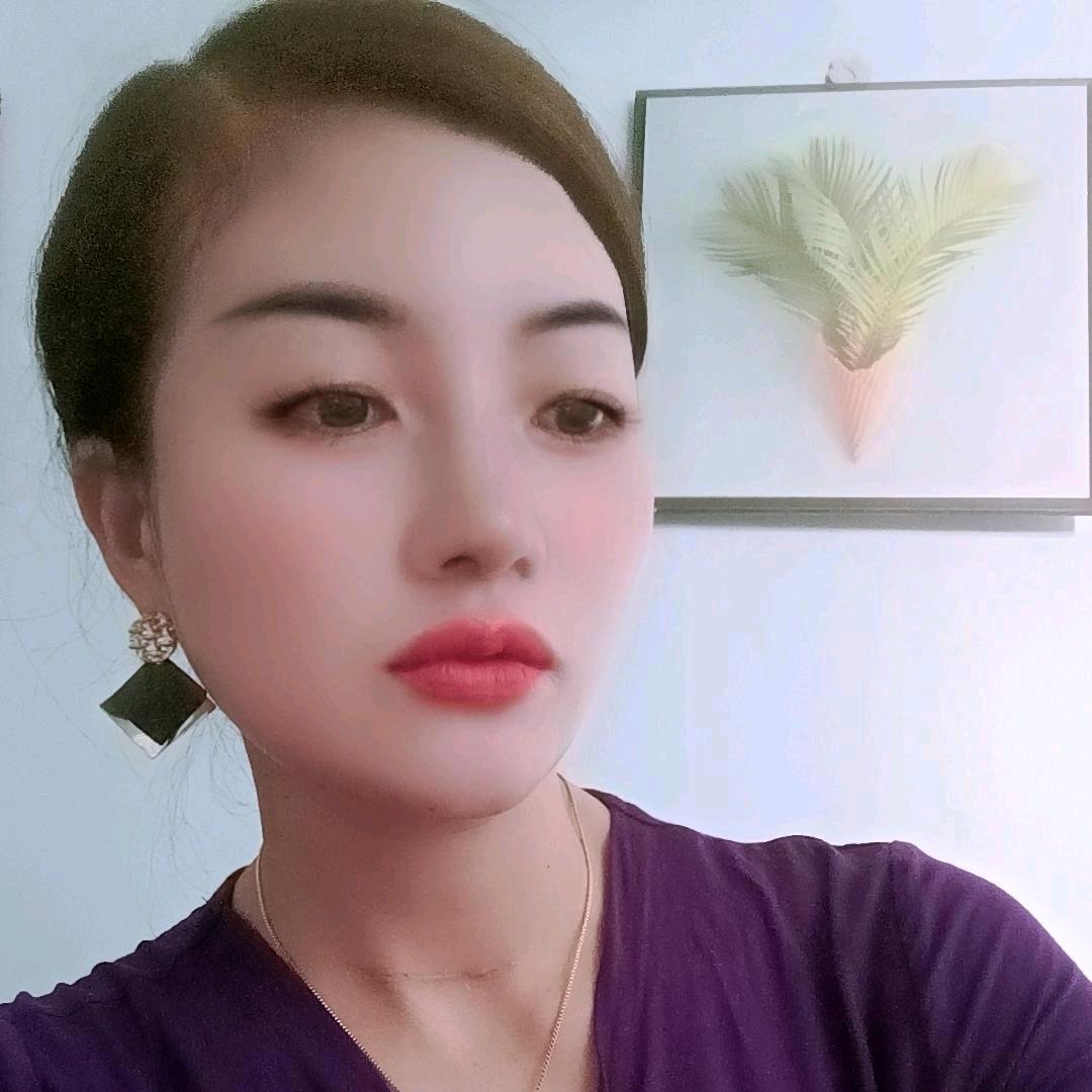 敏敏，单亲妈妈