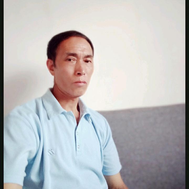 蛤蟆怨天高
