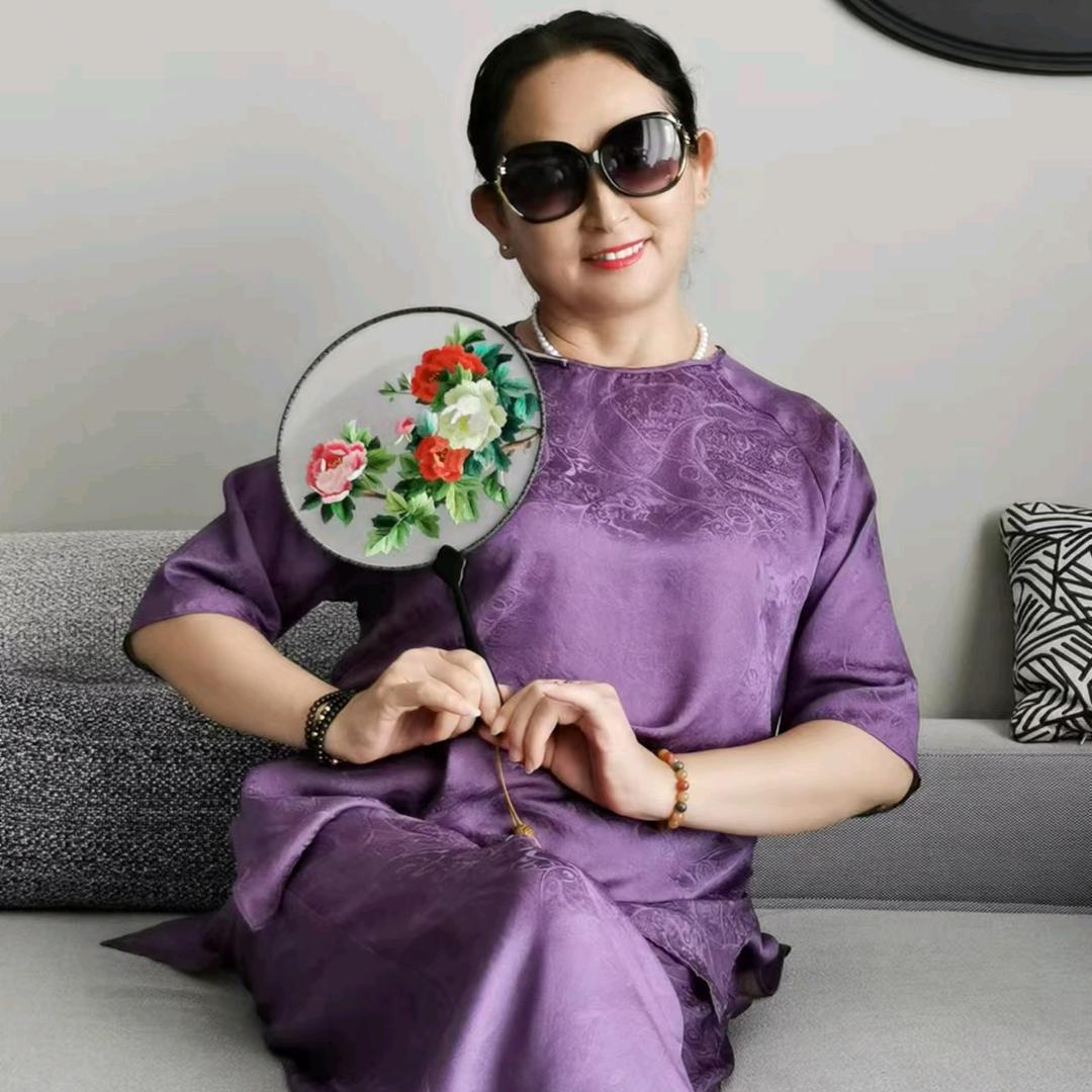 丽丽lily