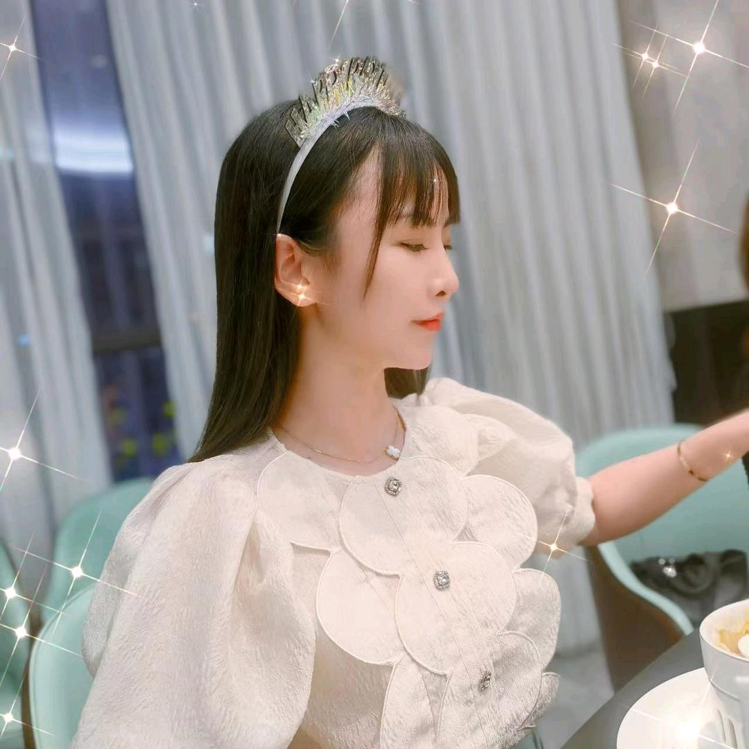 小钰吖🍀 -粉矿💗