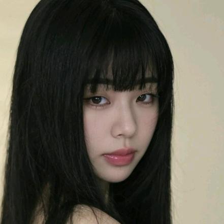 王家菇凉(｡･ω･｡)ﾉ♡