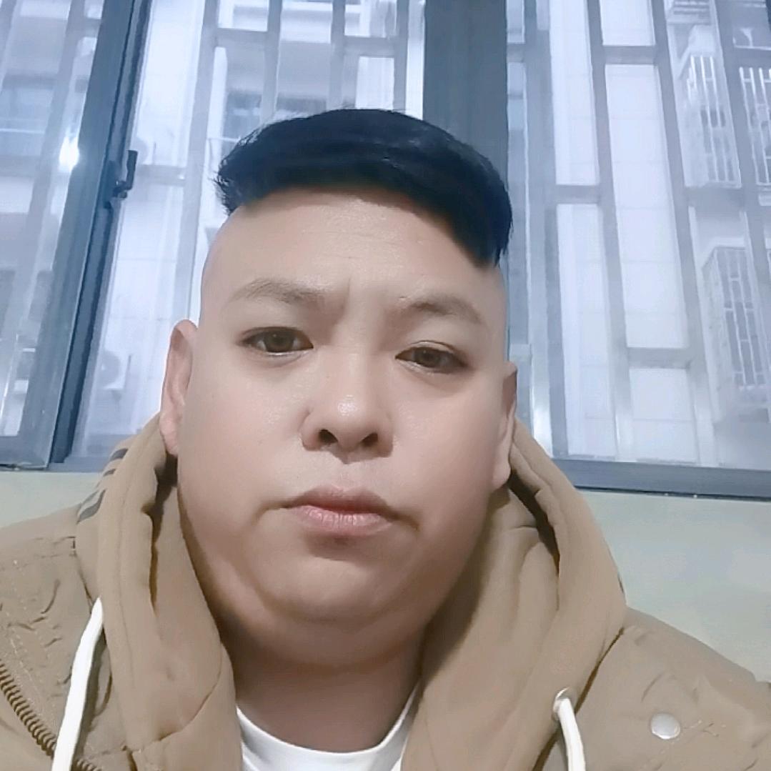 东站站长。