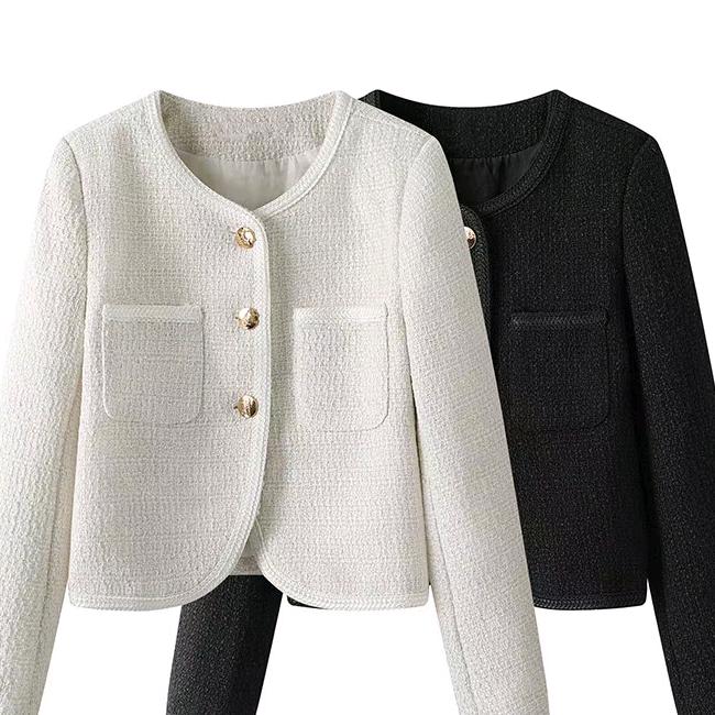 艾诺丝橙子家服饰商行