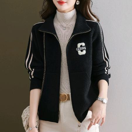 傲影服饰工厂店