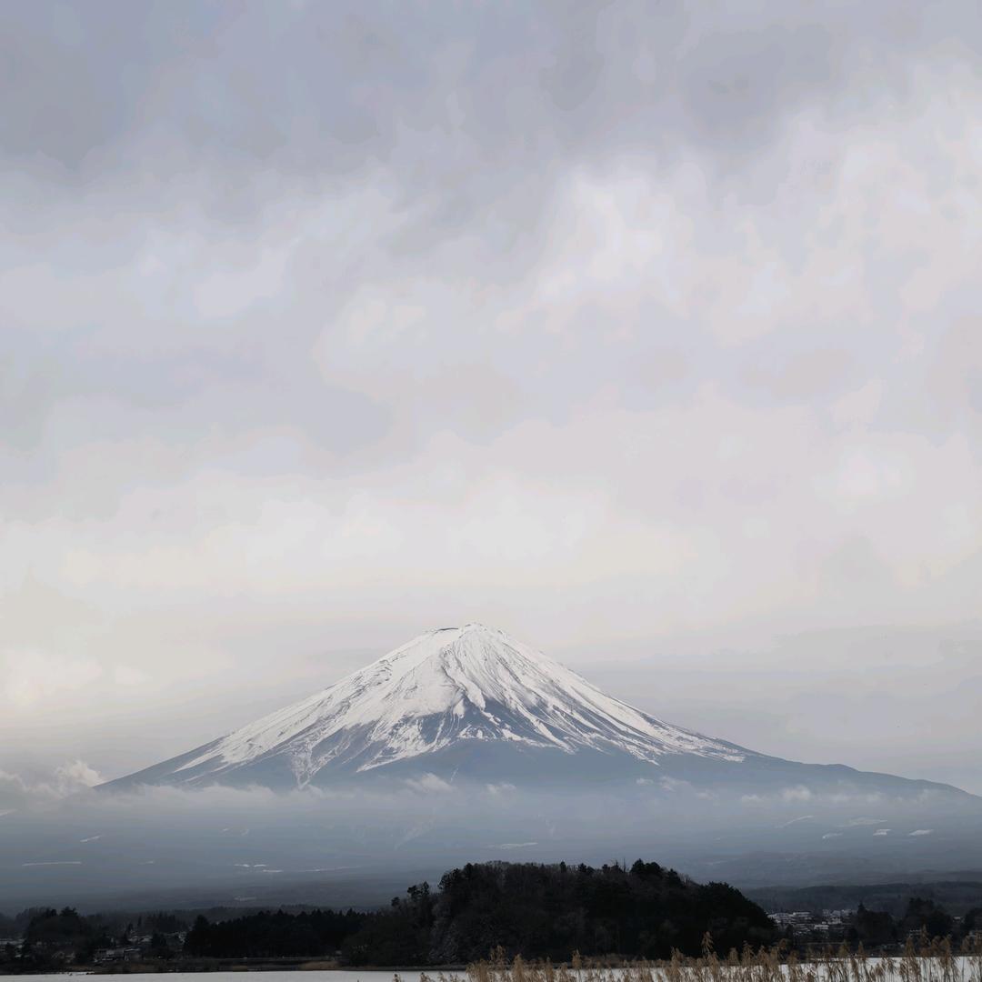 满满.