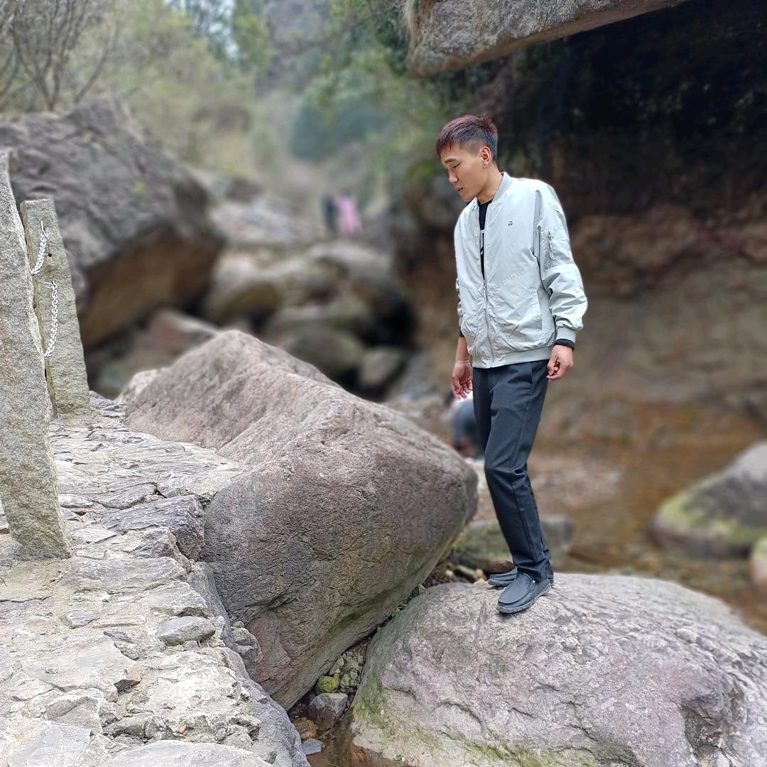 男人,永不龑擺