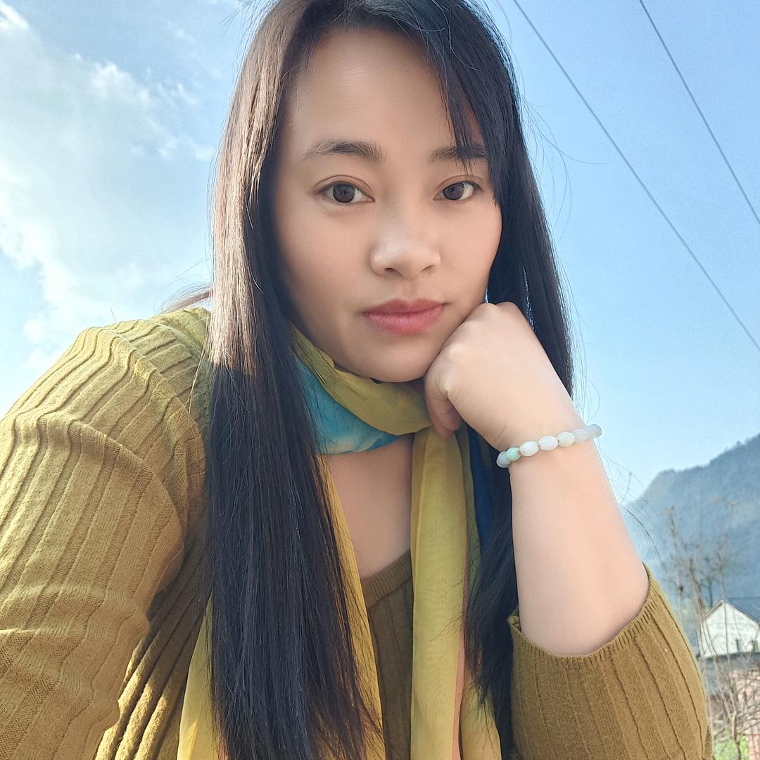 方攵↗肆の微笑