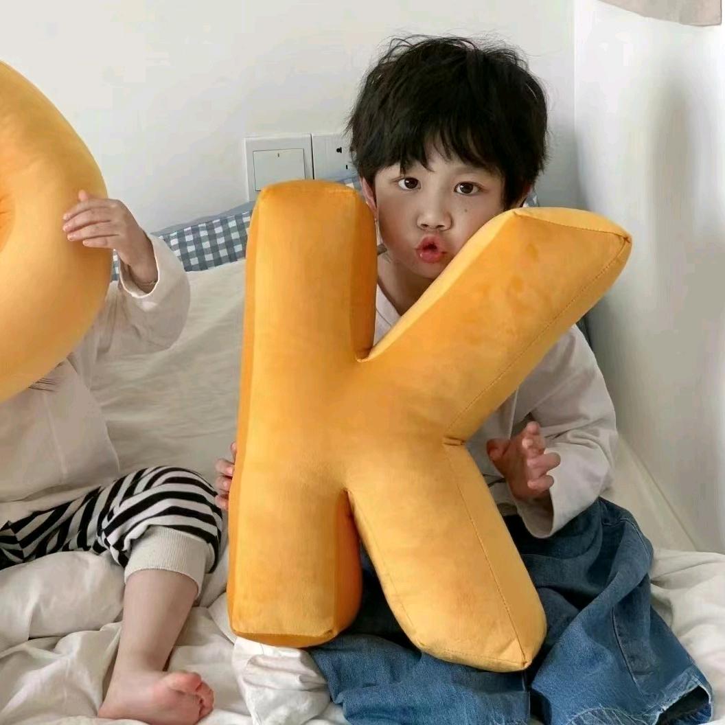 C %   崔