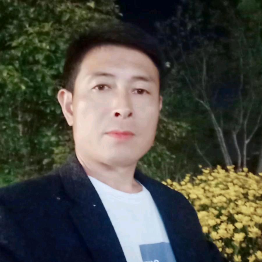 云C邹