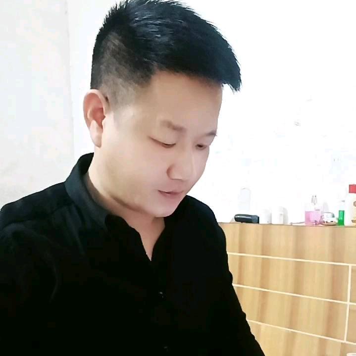 钦州市，搬家搬运，拆装床，办公桌🌹🌷