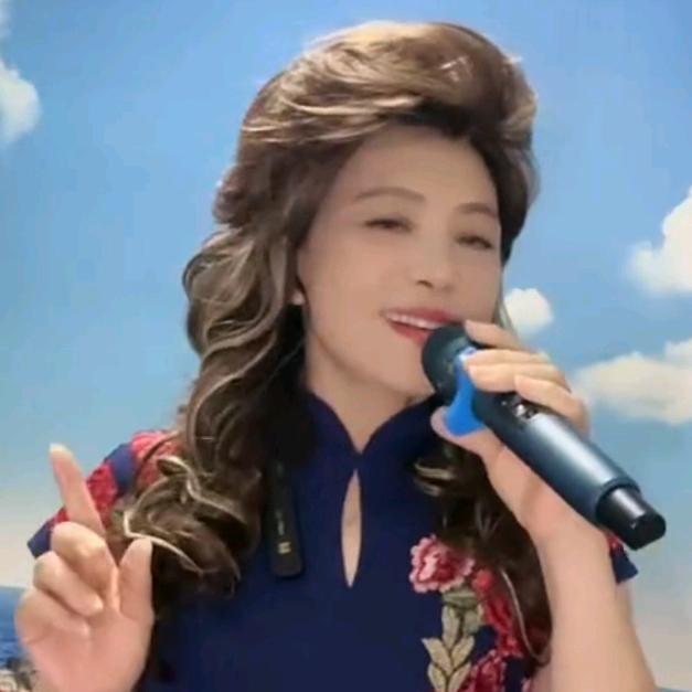 爱唱歌的嘉琳姐