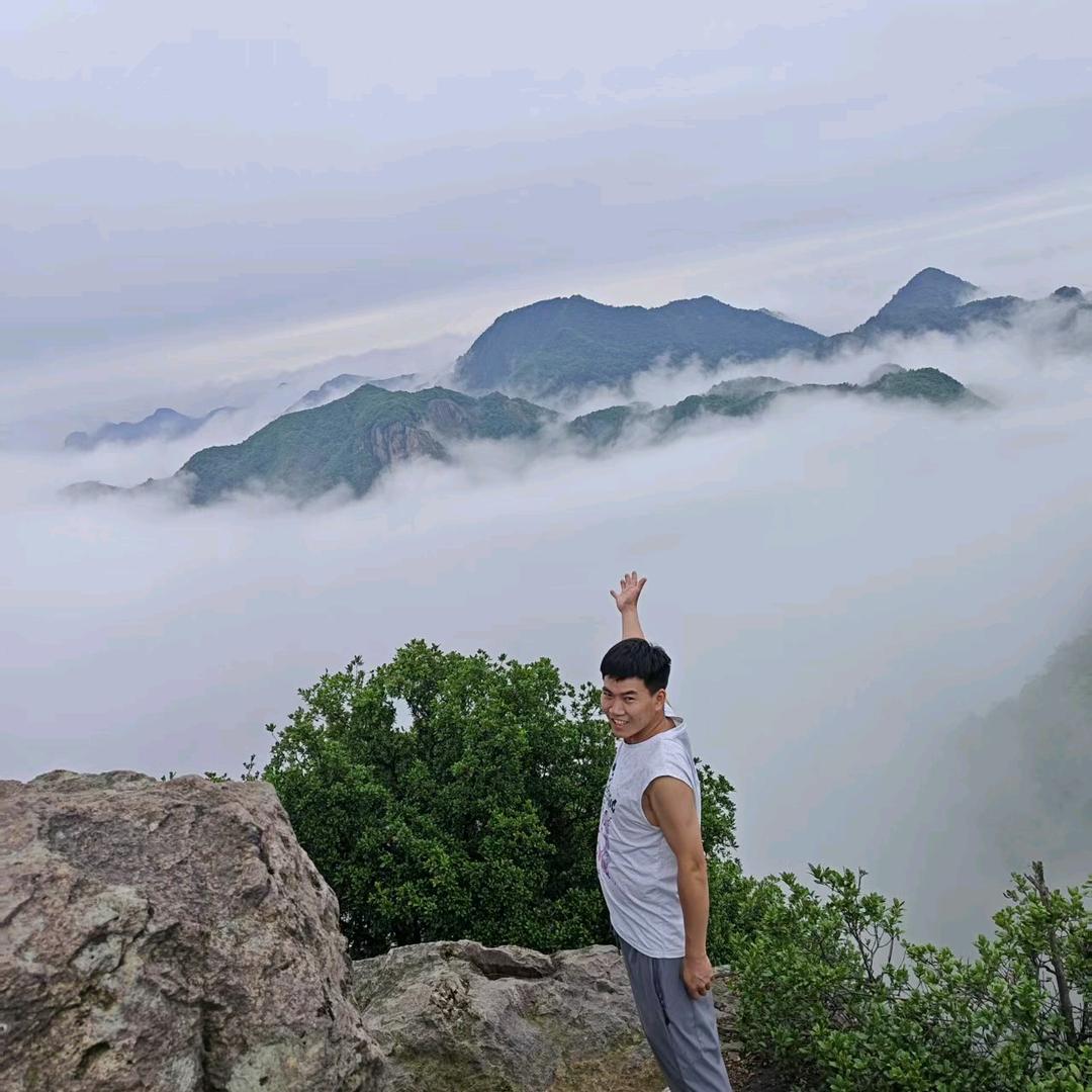 阳洋扬