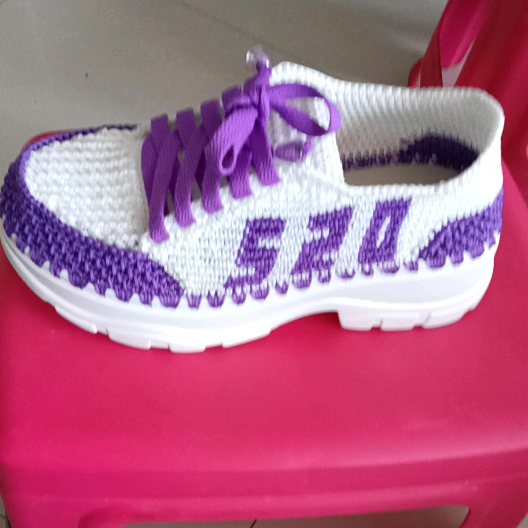 李英纯手工编织鞋