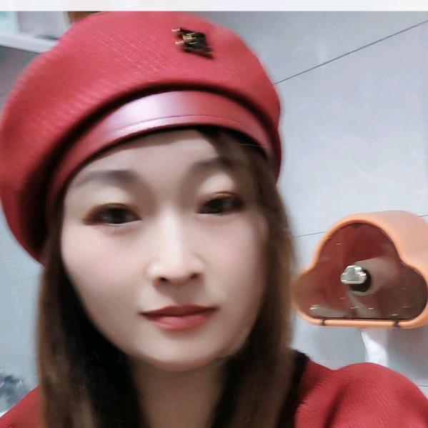 请叫我H芹