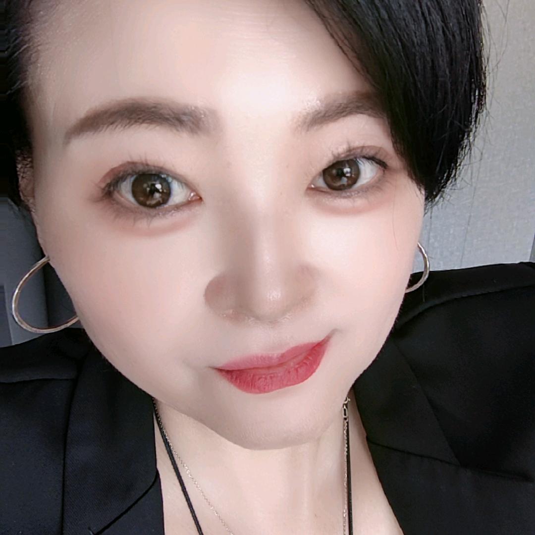 依然