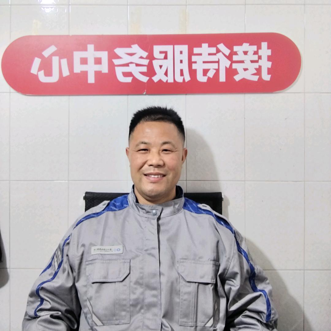 渴了要喝水阿荣汽车医生
