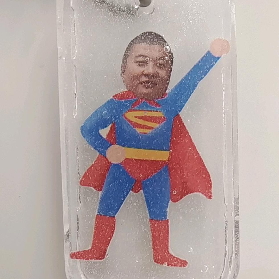 发型不错
