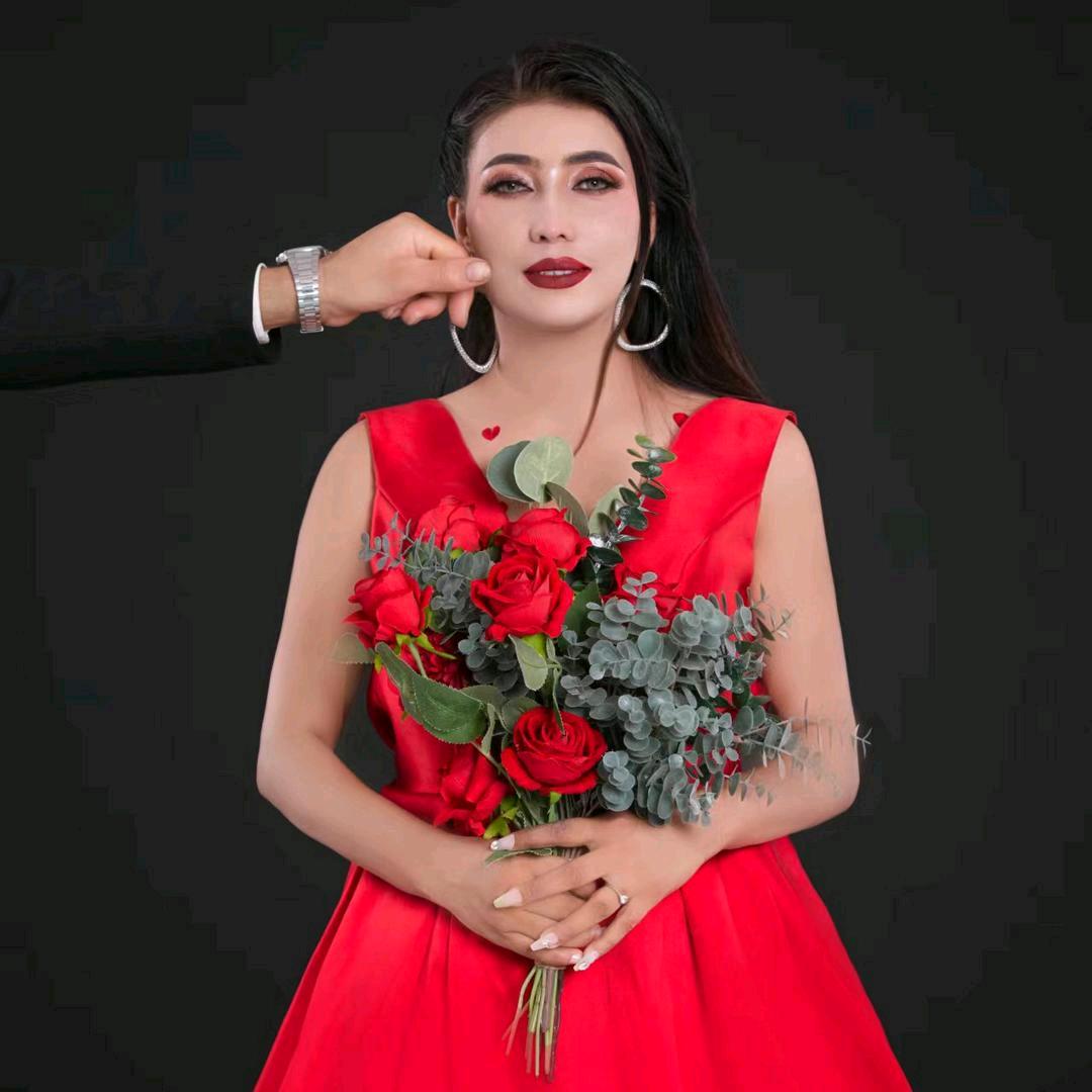 aynur