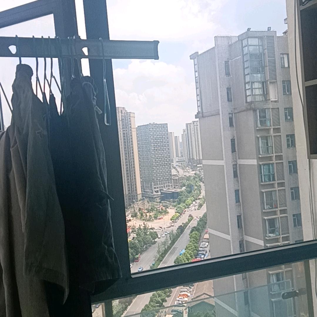 广州橙兰旅行社1满脸通红直播号