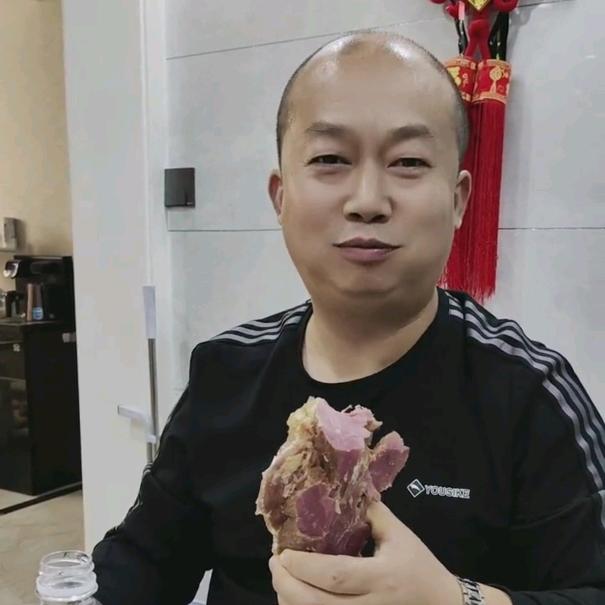 光头威哥
